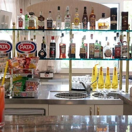 Hotel Roma Residenza Червия Экстерьер фото