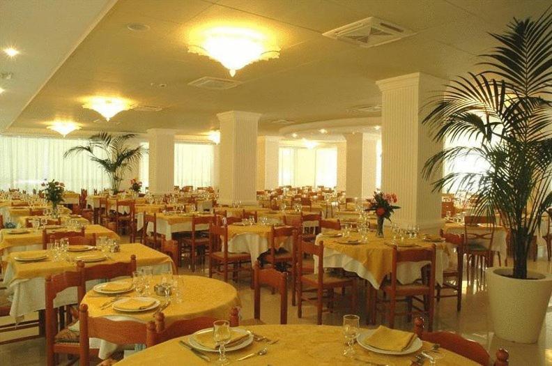 Hotel Roma Residenza Червия Экстерьер фото