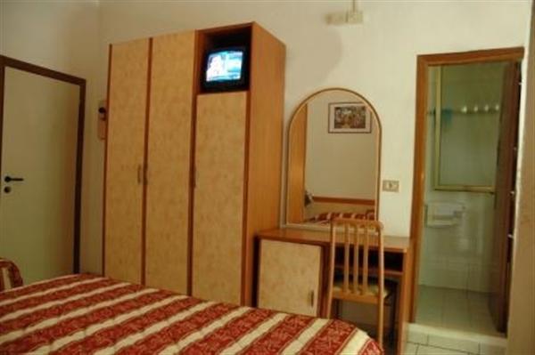 Hotel Roma Residenza Червия Экстерьер фото